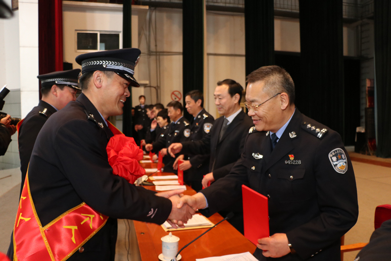 招远公安局召开迎接新挑战扬帆新时代工作会议