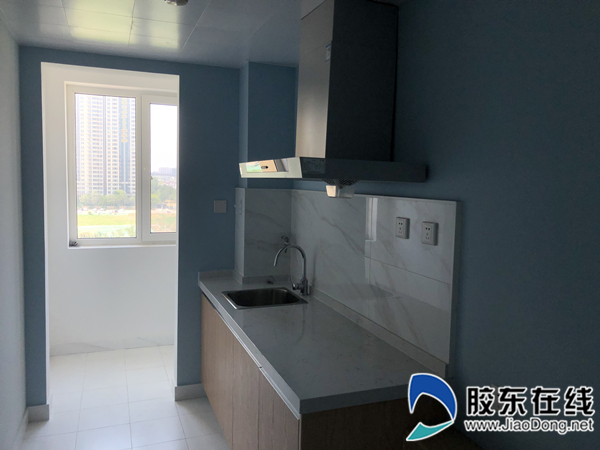 烟台龙湖冠寓,配套厨房满足家庭租住需求
