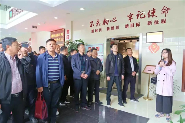 党支部书记外出参观学习