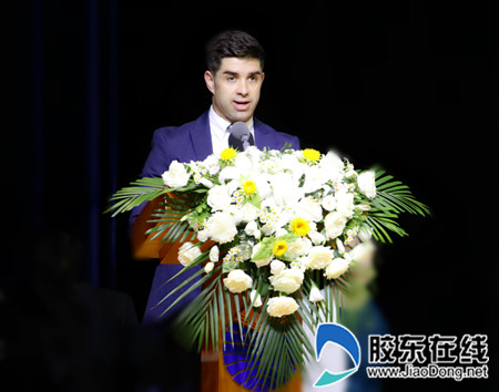 中学学业及海外升学指导主管: david krieger 老师_副本