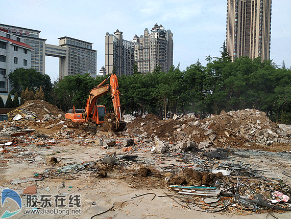 烟台莱山区黄海路街道开展了以"四禁三清"为主要内容的环境集中整治