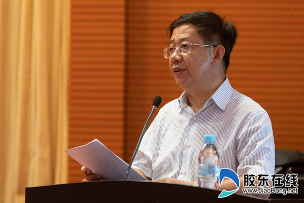 烟台三中举行庆祝第35个教师节表彰大会4