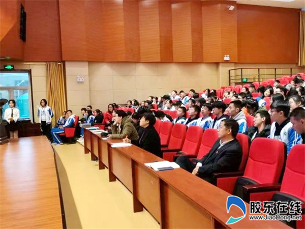 历史组举行“不同视域下的伟人”活动1