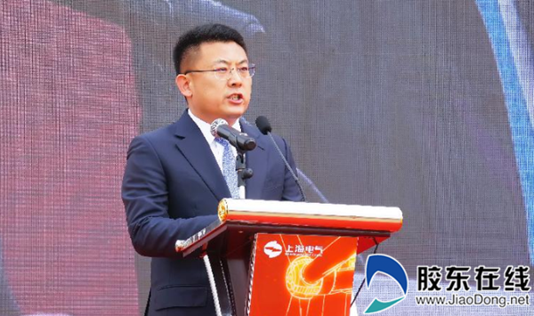 海阳市委副书记、市长王彦博主持仪式