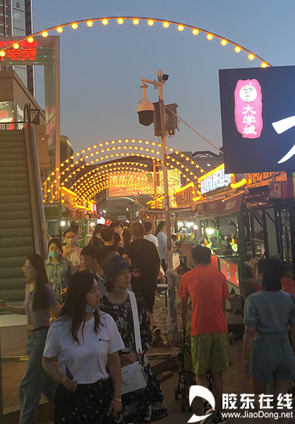 上市里夜市