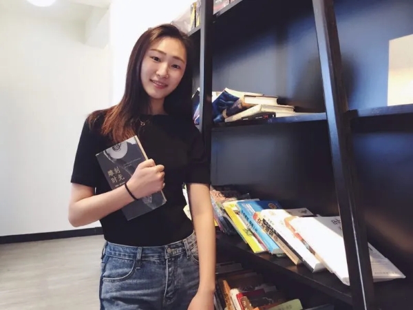 李璐