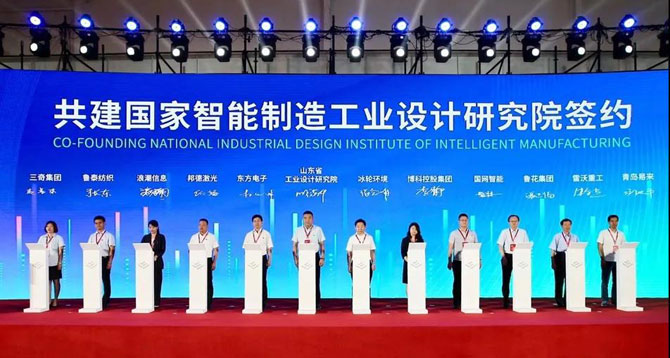 东方电子集团党委书记,董事长,总经理杨恒坤(左五)参加签约仪式