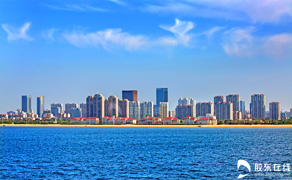 海上看开发区高层建筑群
