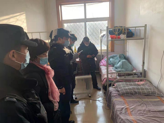 解宋营海岸派出所联合多部门开展企业安全生产大检查活动368