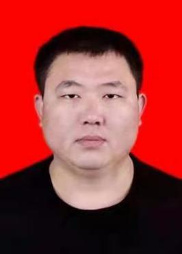 敬业奉献郭涛