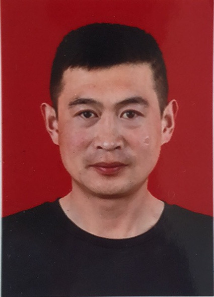 助人为乐孙霄峰