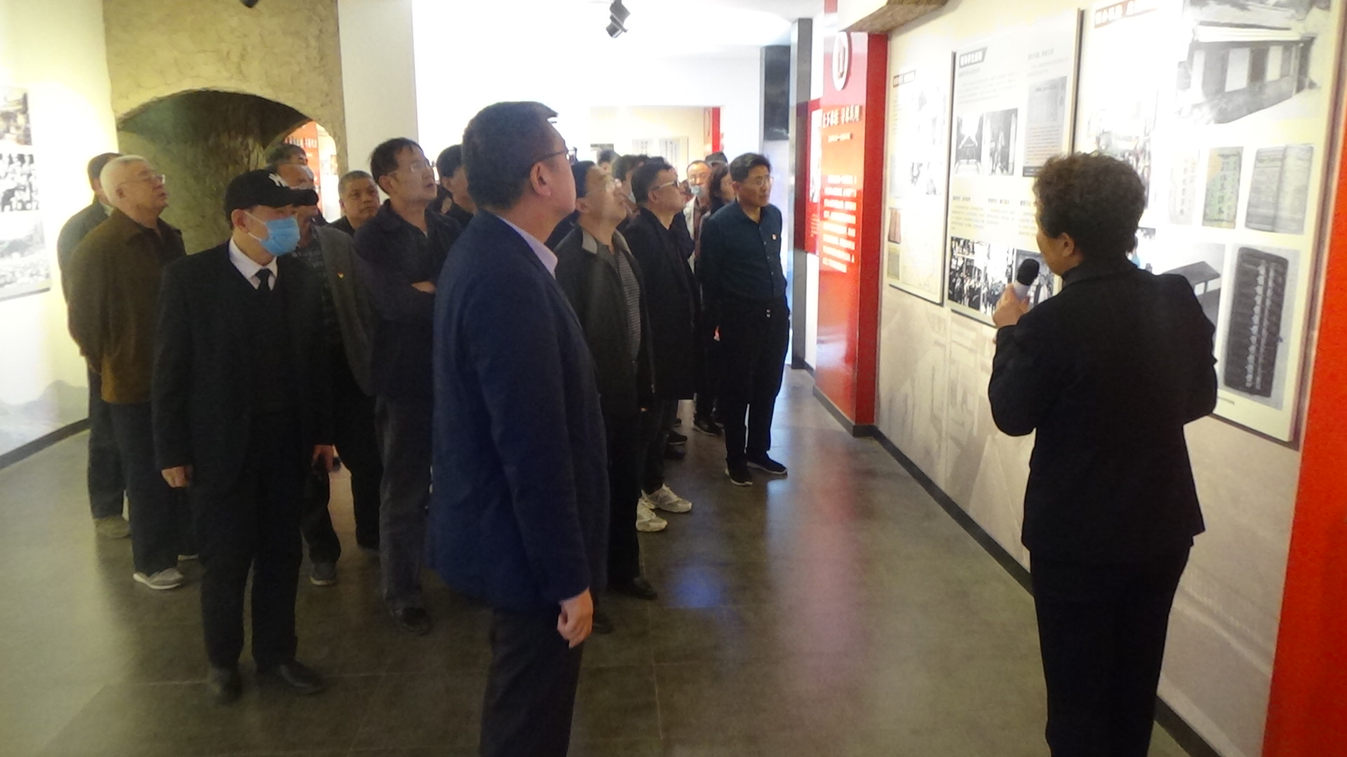 莱州市供销社党员干部参观党史教育基地
