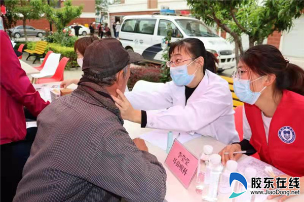 义诊现场1