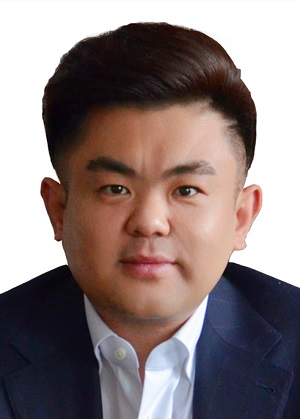 劉展伯證件照