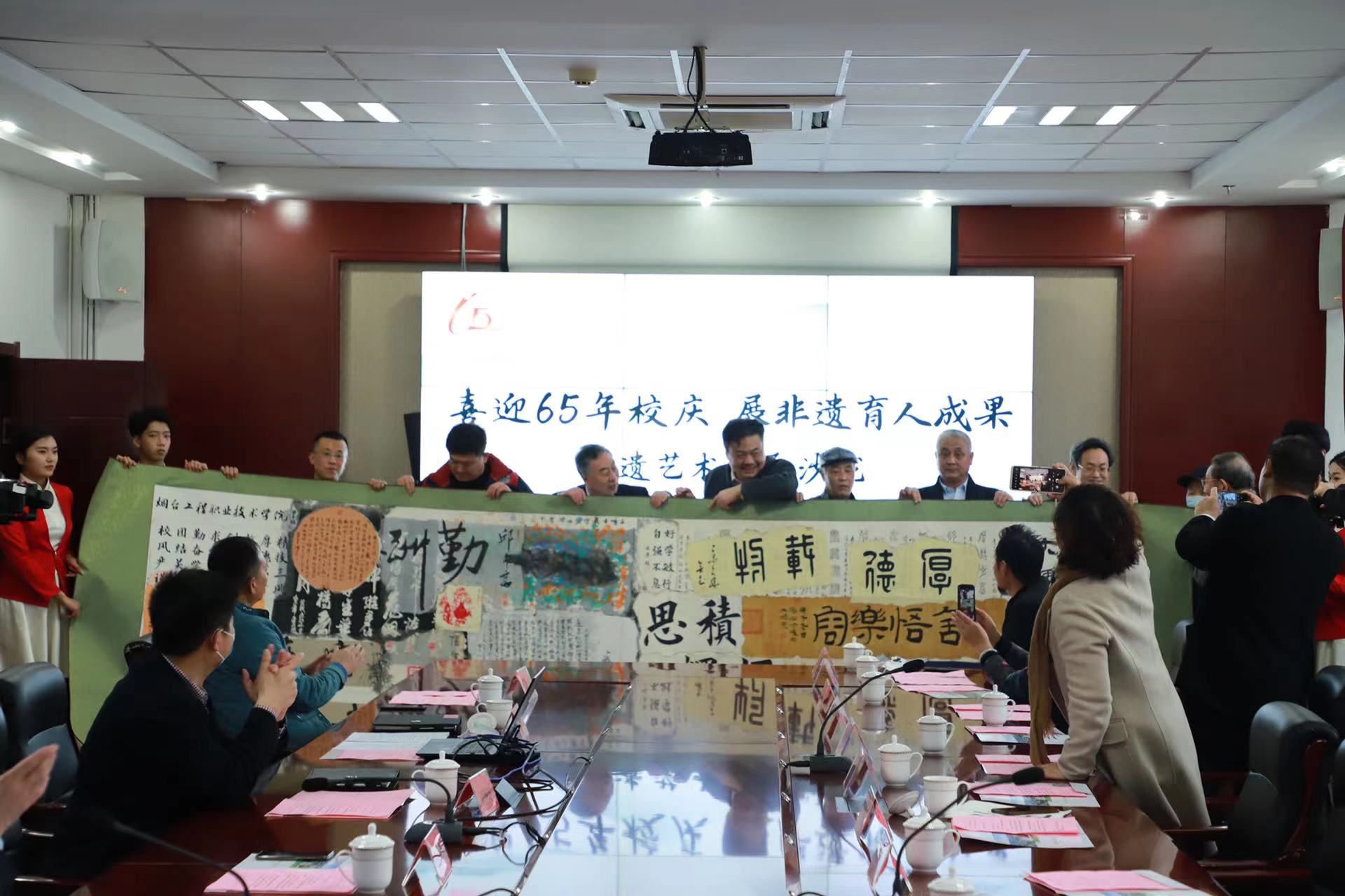 89bfe8a07c1922eac7e970cedaf2a74b_