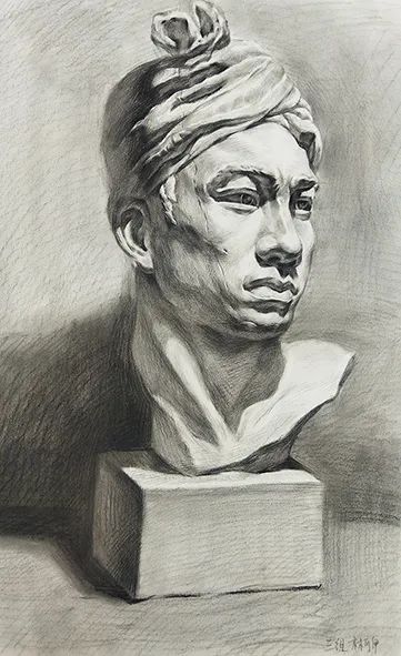 三画室 林可伊
