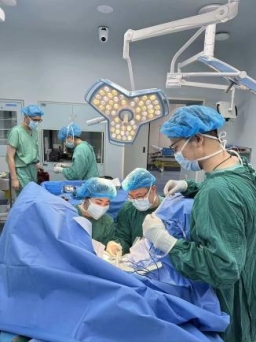 烟台毓璜顶医院泌尿外科:高难度盆底功能手术突破壁垒,为患者重塑健康生活