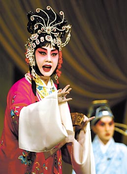 [烟台人物]董翠娜:精心培育烟台新"梅花"(图)