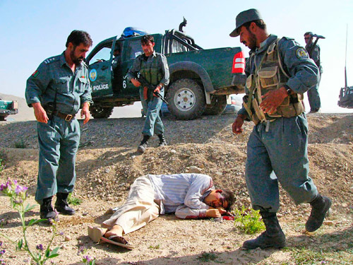 阿富汗警方找到第二名遇害韩国人质尸体(图)