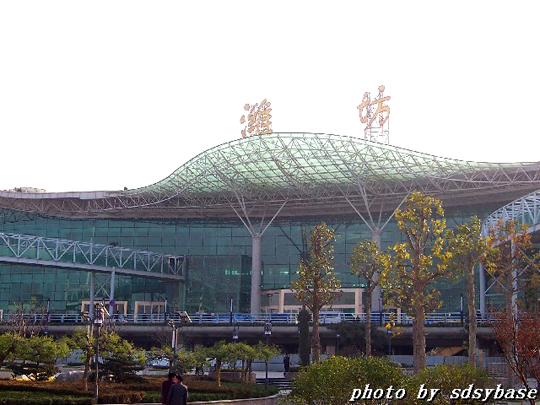 新潍坊火车站广场建成成代表潍坊城市新地标