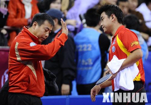 乒乓球王皓4比1胜柳承敏组图