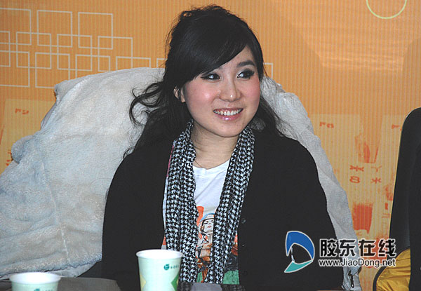 倪雅丰樊桐舟徐秀霞采访走进本网走进本网采访泷潇接受采访采访黑鸭子