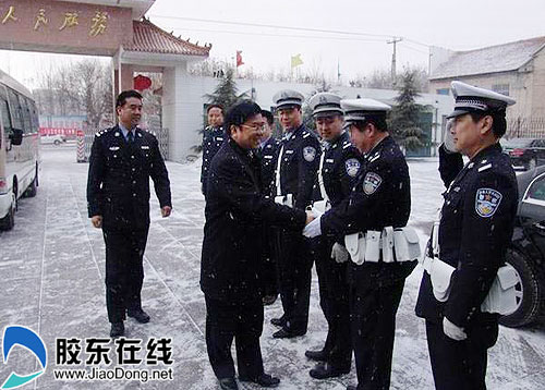 市长张伟在市政法委书记郝永平,市政府秘书长张永祥的陪同下,莅临招远