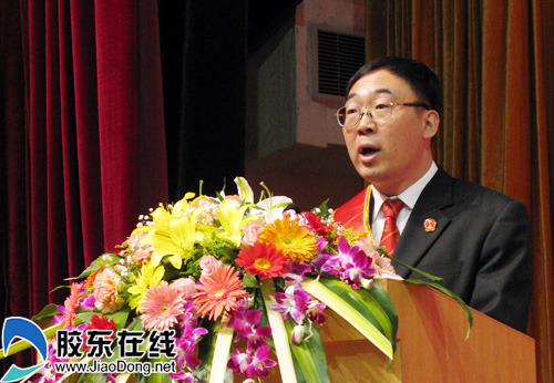 海阳法院荣立全省法院集体一等功图