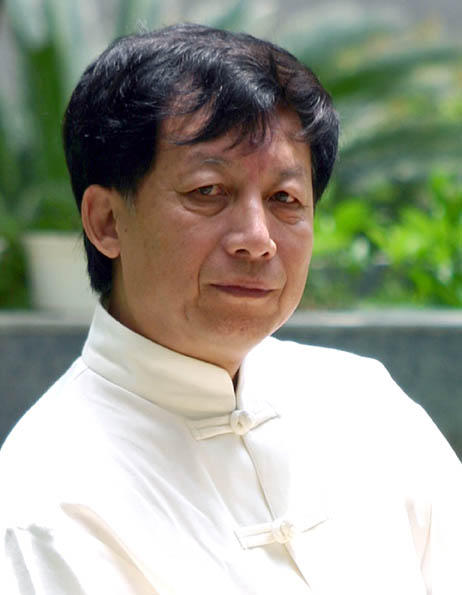 夏余才易中天的拒绝回答噎住了谁