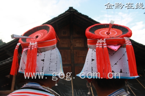 【组图】探秘大山深处神秘亻革家