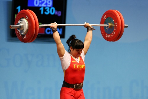 在女子69公斤级的较量中,蝉联了04和08奥运会冠军的中国名将刘春红出