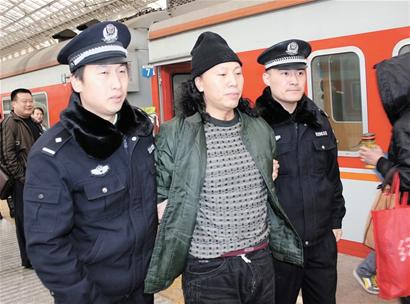 青岛"26124"特大抢劫杀人案疑犯5年终落网