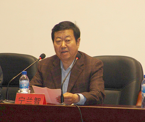 教育 烟台教育新闻 正文   阎邢英副主任宣布了公共管理系人生导航