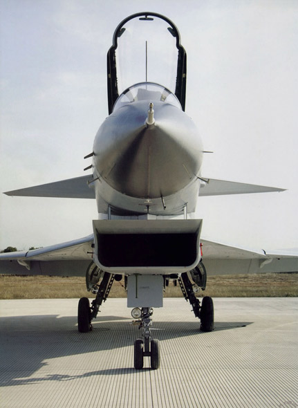 南空某飞行团团长叶江重大空中特情处置记事