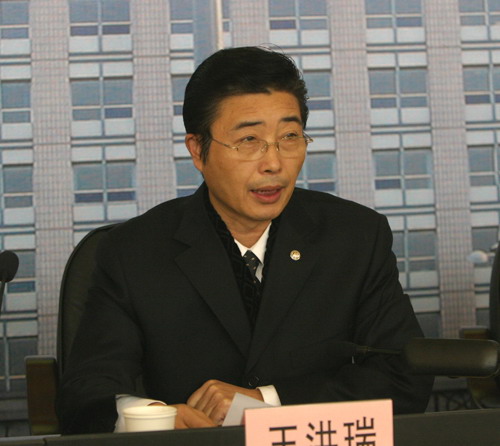 权力搭桥 "李刚门"成就"抄袭门"(组图)