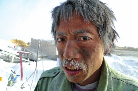 四川派人入疆调查智障人被卖到工厂做工事件