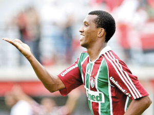 杜震宇微博盛赞试训外援妖人前锋曾引拜仁关注