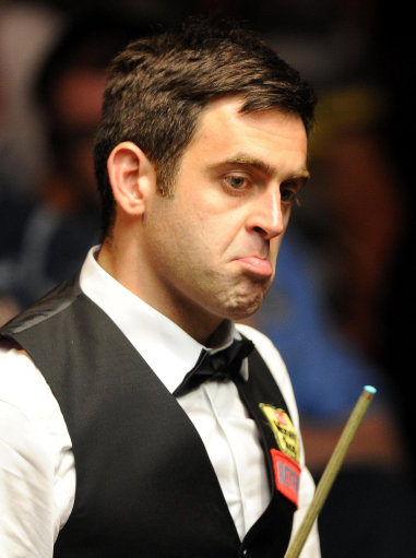 组图:希金斯赢天王之战露笑容 奥沙利文很无奈