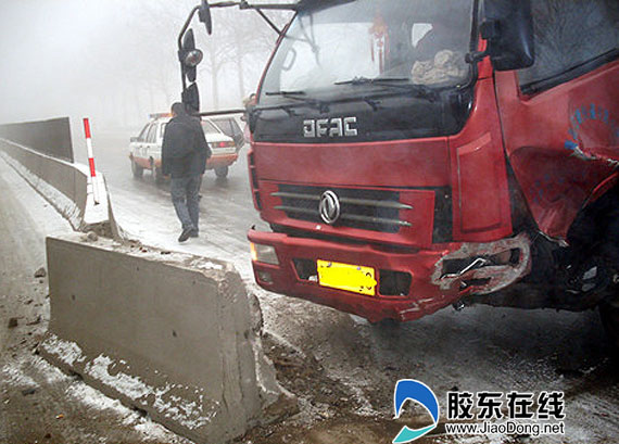 莱阳公路人沉着应对龙年第一场雪战图