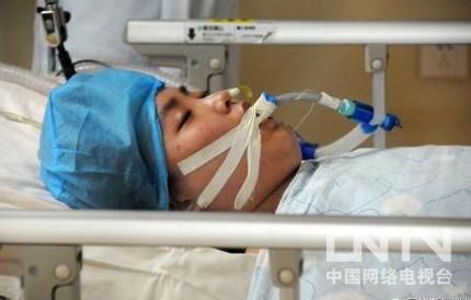 女教师救学生遭截肢续:预计明日下午做骨科手术