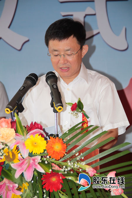 高新区工委副书记季善亭致辞