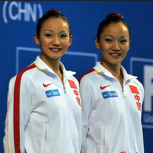 蒋文文蒋婷婷皆已领结婚证 将同时在成都办婚礼