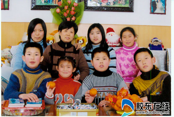 烟台sos儿童村"郑妈妈":24年养育19个孩子