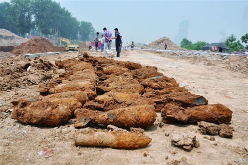 济南工地挖出67枚炮弹或为战时军火库(图)