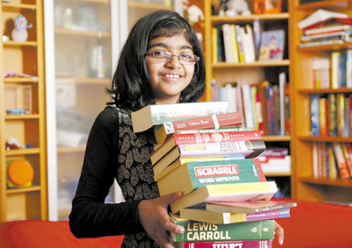 印度11岁女孩当选英国首届"天才儿童"(图)