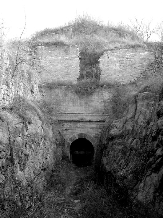 谜团萦绕长清德王墓