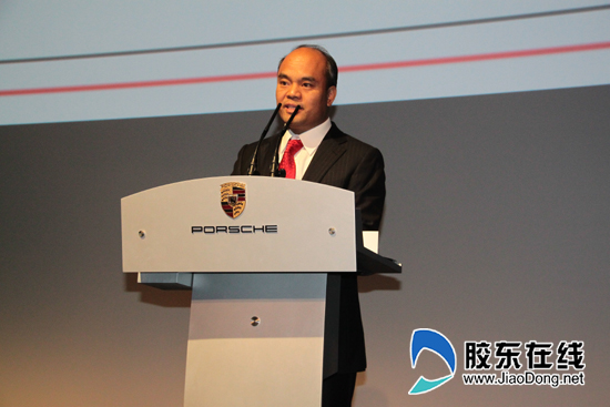 百得利集团总裁周小波致辞