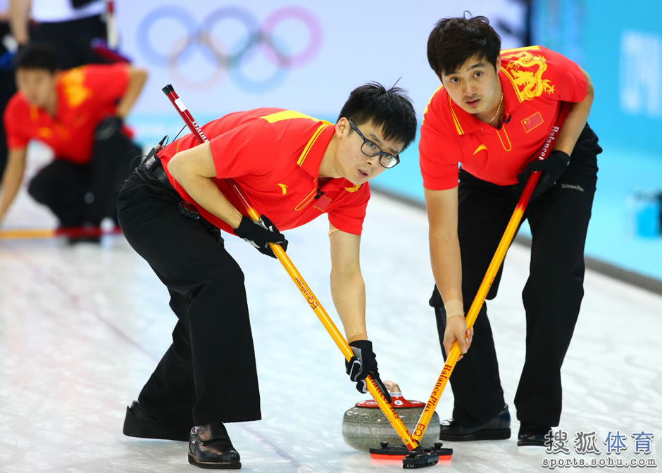 创历史!男子冰壶6-5英国进4强 半决赛战加拿大