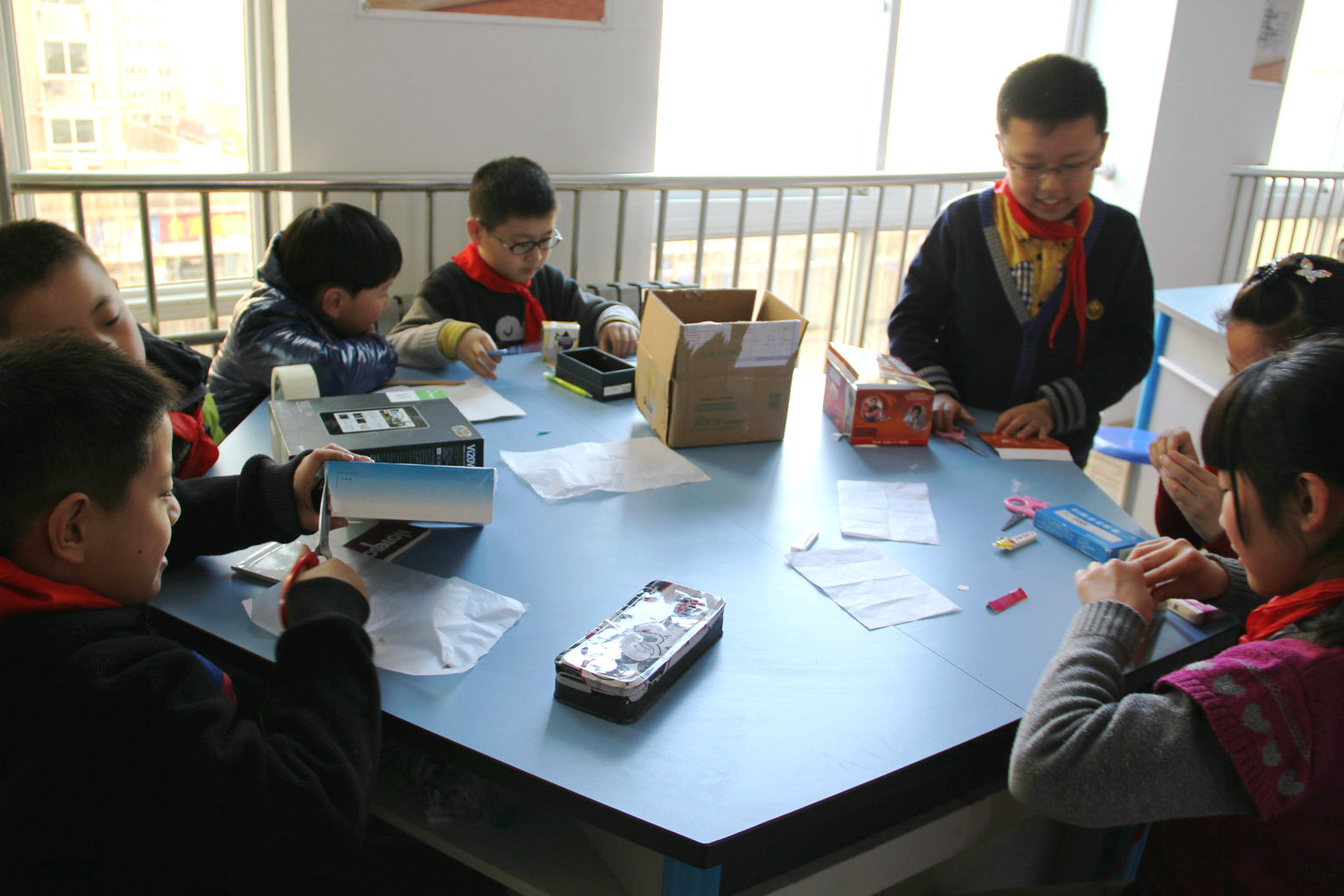 通伸小学开展丰富多彩的二课堂活动__烟台教育网__胶东在线