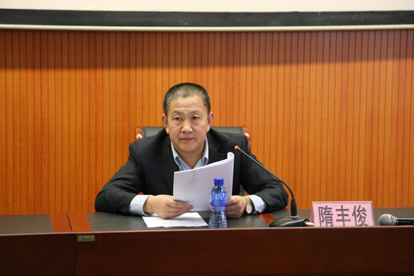 烟台一中:凝心聚力 不走形式 学用结合